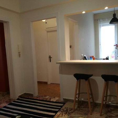 Maria'S Cozy Apartment In Palaio Faliro 雅典 外观 照片